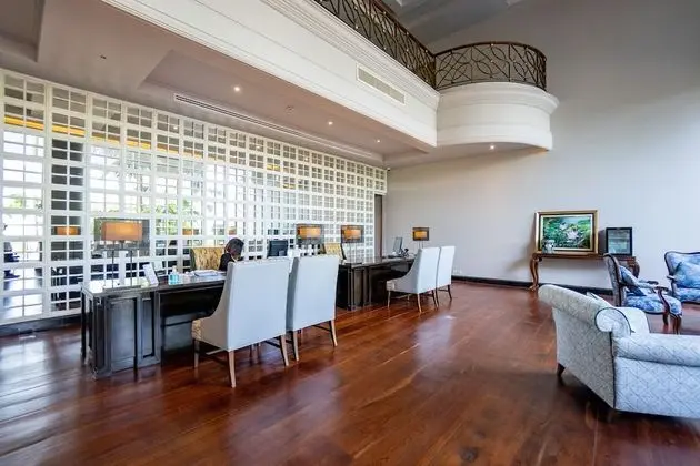 The Grand Riverside Hotel Phitsanulok - Lobi
