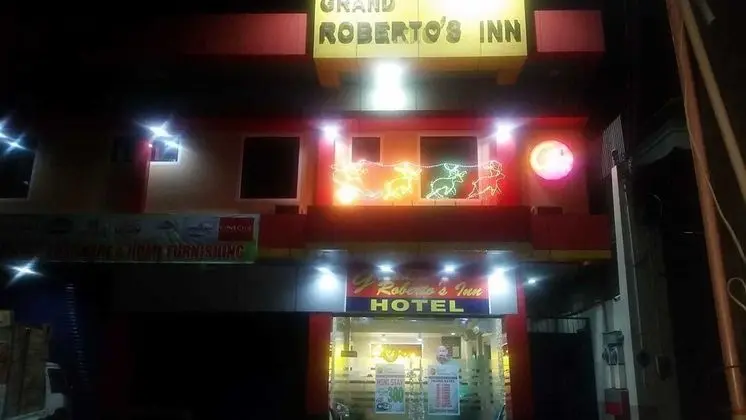 Grand Robertos Inn - Dış Mekan