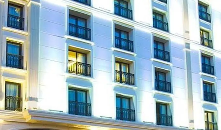 Grand Sağcanlar