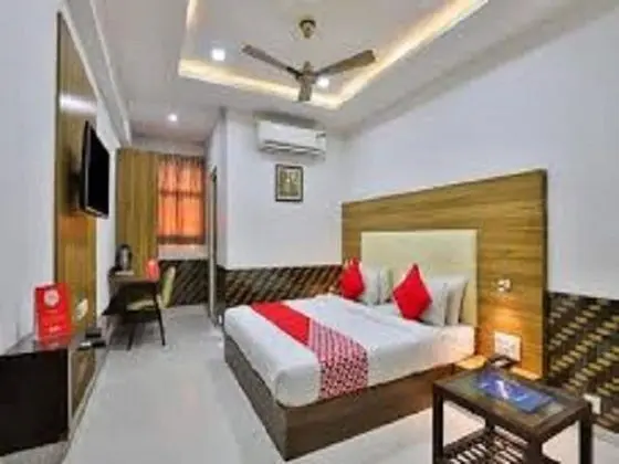 Hotel Grand Sahara Inn