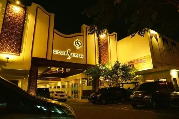 Grand Sahman Hotel