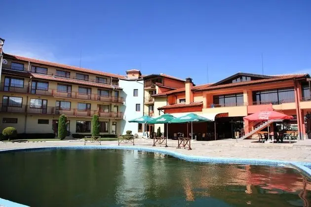 Hotel Grand - Havuz