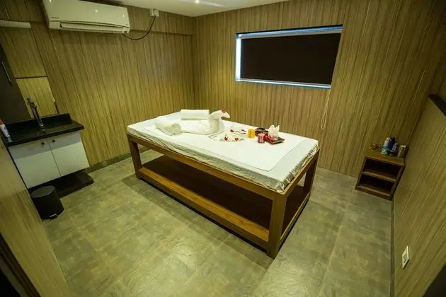 Grand Seasons - The Business Hotel - Spa