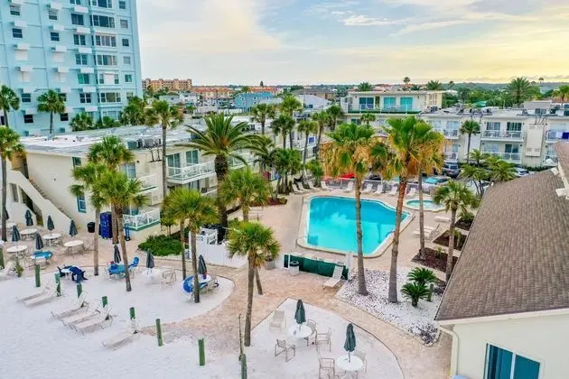 Grand Shores West - Plaj