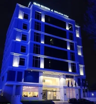 Grand Silverton Hotel