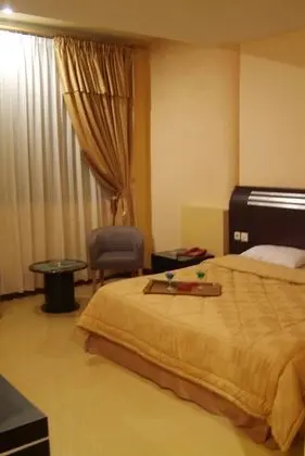 Grand Sirao Hotel