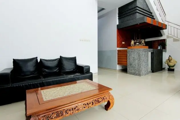 Grand Surya Hotel Yogyakarta - Lobi