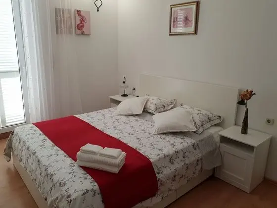 Grand Terrace Sea View Apartment - Oda