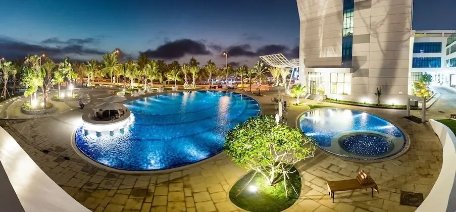 Grand Tourane Hotel - Havuz
