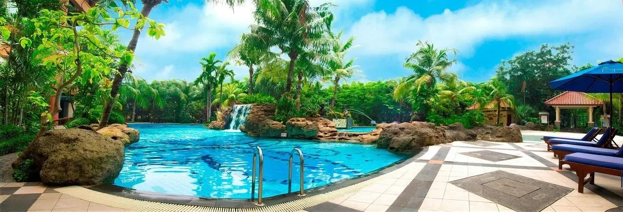 Grand Tropic Suites