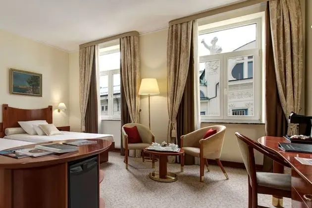 Grand Hotel Union Eurostars - Oda