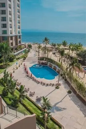 Grand Venetian Condominium