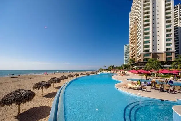 Grand Venetian Condominium