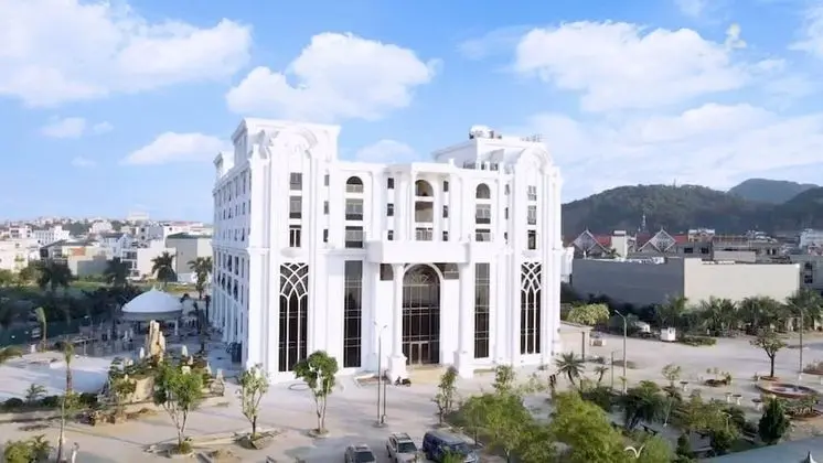 Grand View Palace Ha Long Hotel - Öne Çıkan Resim