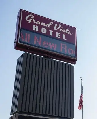 Grand Vista Hotel