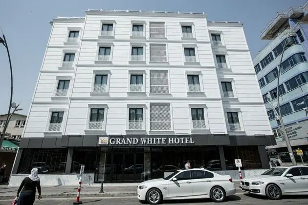Grand White Hotel - Genel