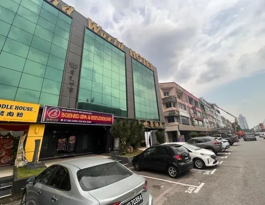 GRAND WORLD HOTEL - Dış Mekan