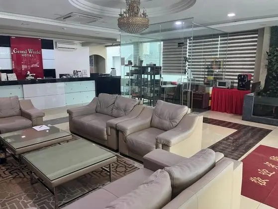 GRAND WORLD HOTEL - Lobi