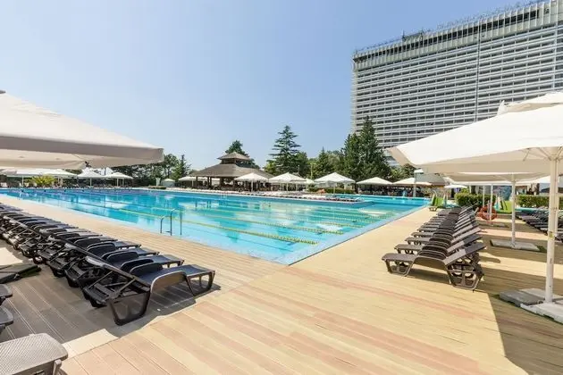 Grand Hotel Zhemchuzhina