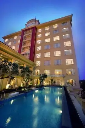 Grand Zuri BSD City - CHSE Certified - Dış Mekan