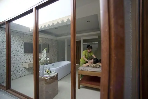 Grand Zuri Kuta Bali - CHSE Certified - Spa