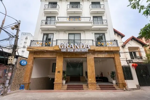 Granda Lake View Hotel & Apartment
