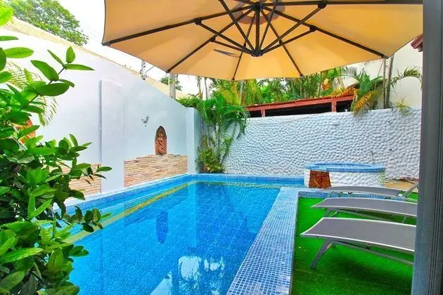 Grande Adam Pool Villa - Dış Mekan