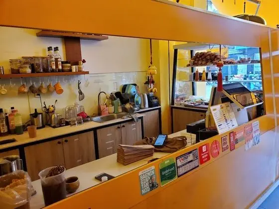 Grandma Lu - Banh Mi Coffee & Hostel - Lobi
