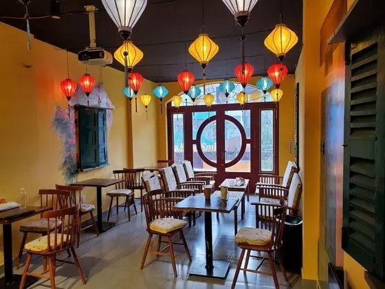 Grandma Lu - Banh Mi Coffee & Hostel - Yerinde Yemek