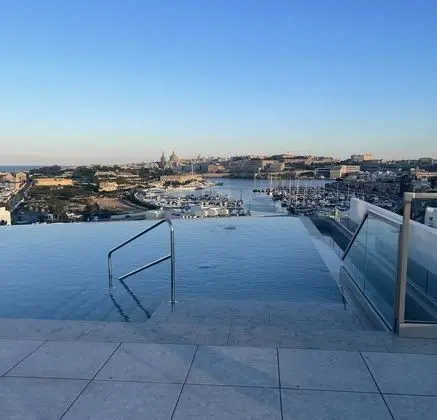 Grands Suites Hotel Residences & SPA
