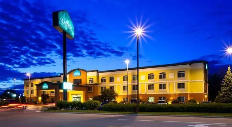 GrandStay Hotel Appleton-Fox River Mall