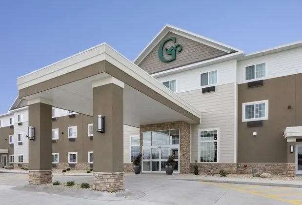 GrandStay Cannon Falls - 1