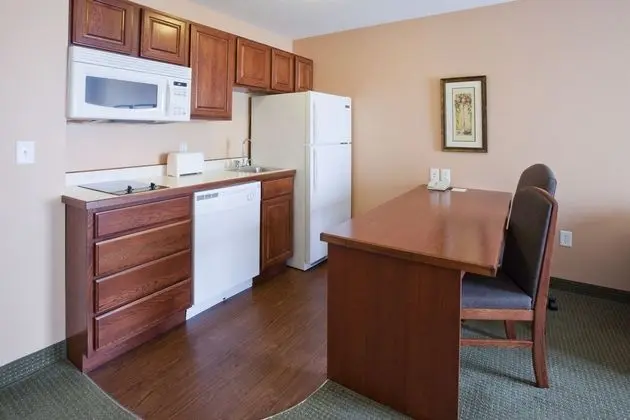 Grandstay Residential Suites Hotel - Sheboygan