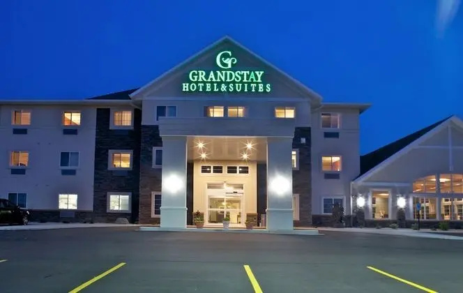 GrandStay Hotel & Suites Mount Horeb - Madison - Dış Mekan