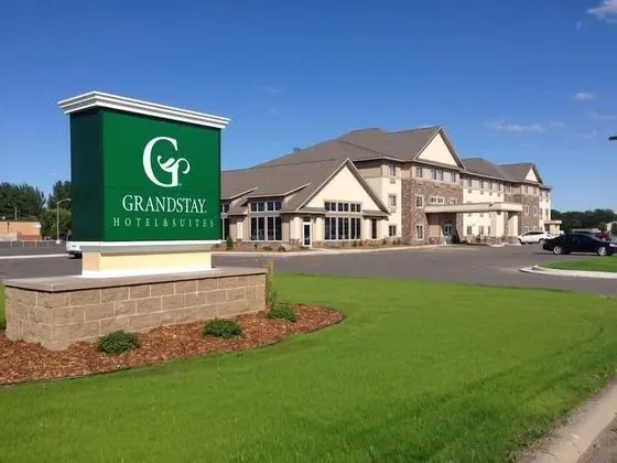 Grandstay Hotel Suites Thief River Falls - Dış Mekan