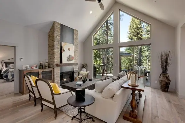 Grandview Manor