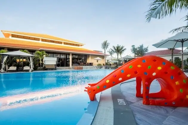 Grandvrio Ocean Resort Danang - Havuz