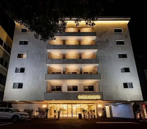 Hotel The Grang Seogwipo