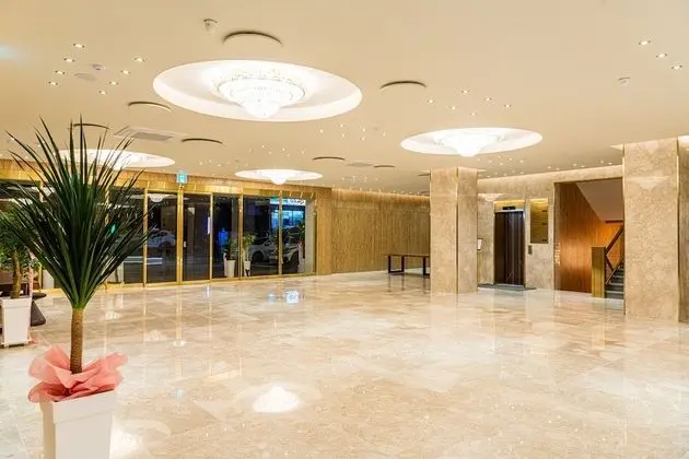 Hotel The Grang Seogwipo - Lobi