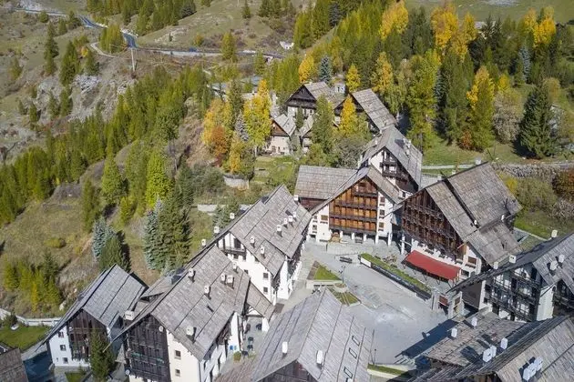 Grange Hike & Ski - 38D Sestriere - Dış Mekan
