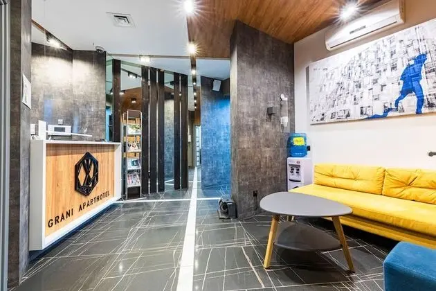 Grani Aparthotel - Lobi