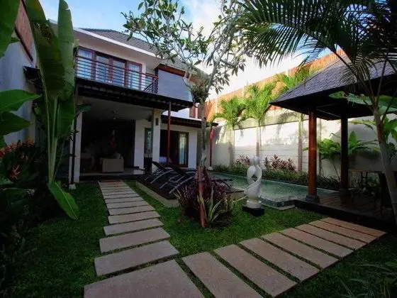 Grania Bali Villa