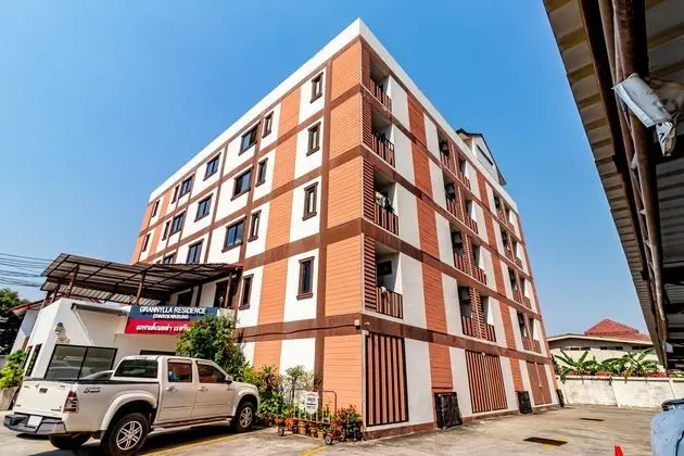Grannylla Residence Charoenkrung - Öne Çıkan Resim