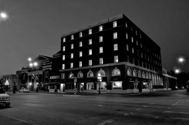 Grant Hall Hotel