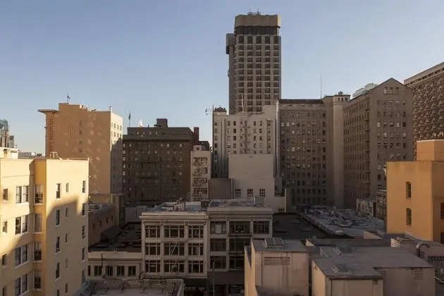 Grant Hotel