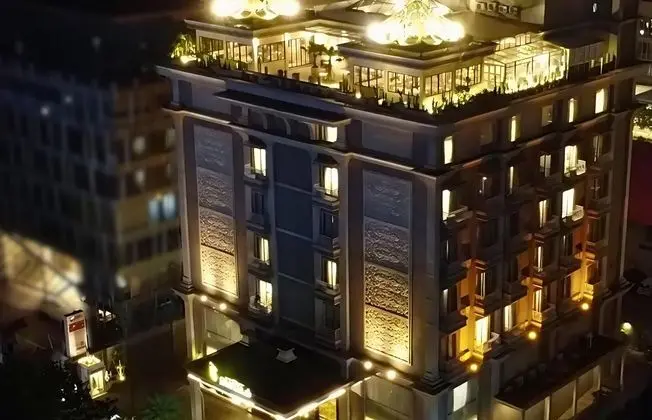 The Grantage Hotel and Sky Lounge