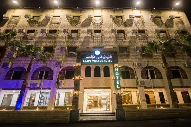 Grape Village Hotel