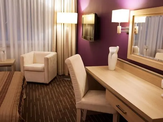 Grape Town Hotel - Oda