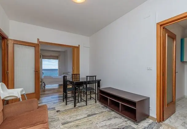 Grattacielo Vittoria 25 Sea Front - Oda Düzeni