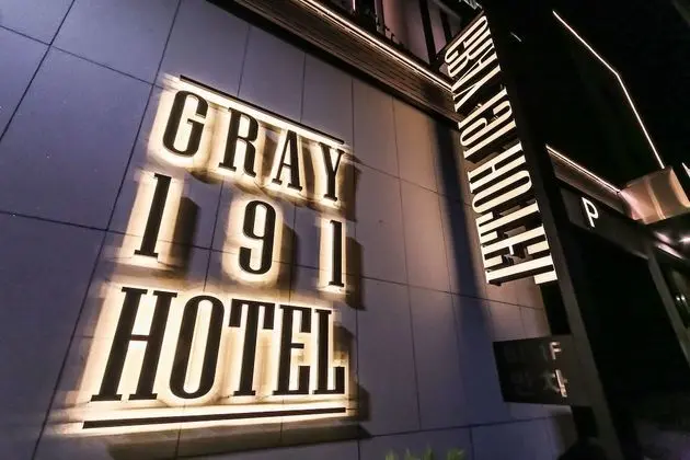 Gray 191 Hotel